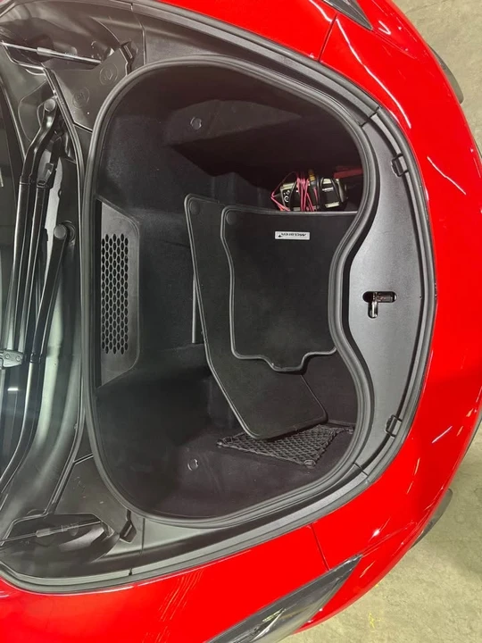 2017 McLaren 570S - Image 5 of 14