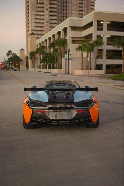 2017 McLaren 570S - Image 4 of 12