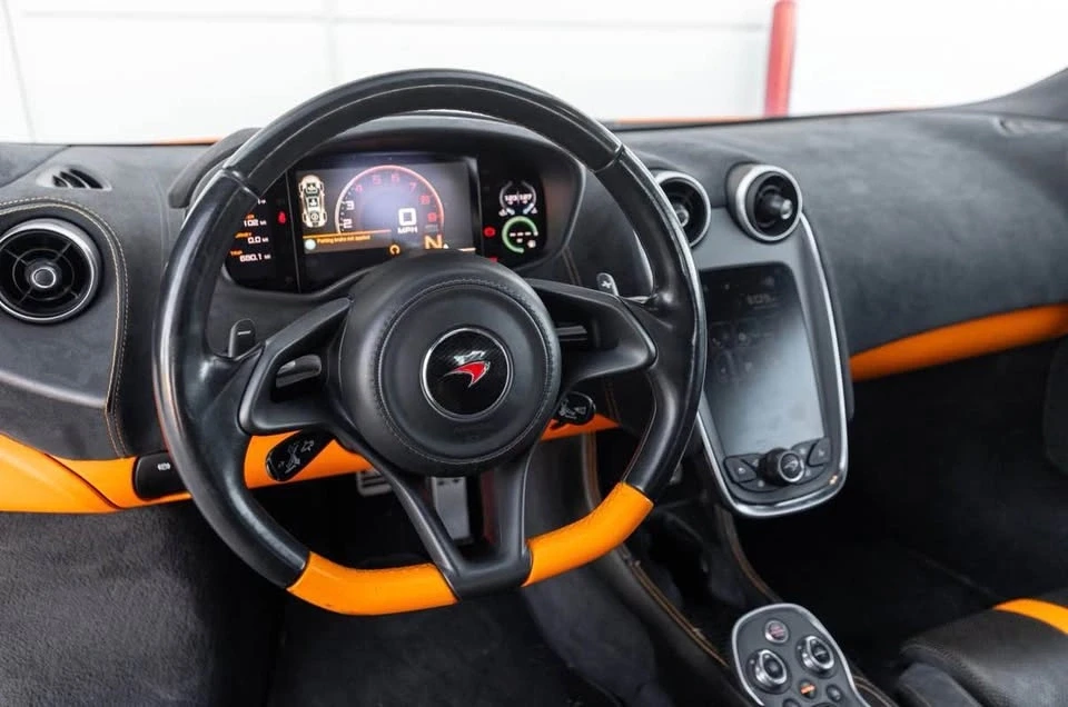 2017 McLaren 570S - Image 7 of 8