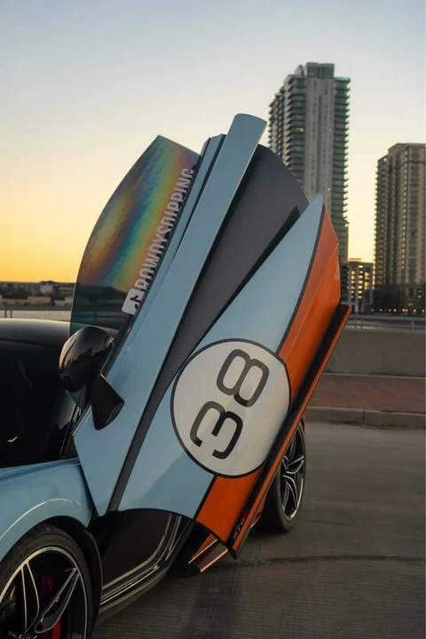 2017 McLaren 570S - Image 5 of 12
