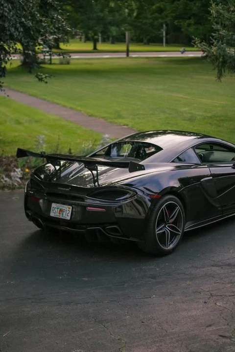 2017 McLaren 570S - Image 11 of 12