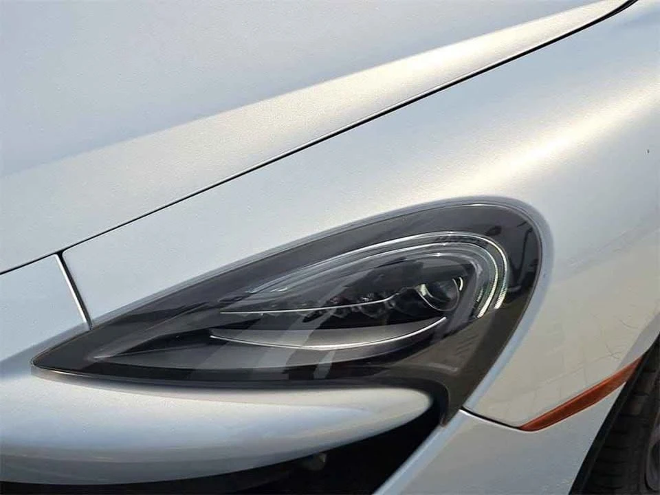2017 McLaren 570S - Image 4 of 10