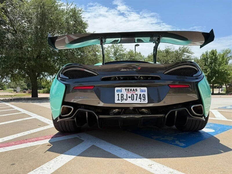 2017 McLaren 570S - Image 6 of 20