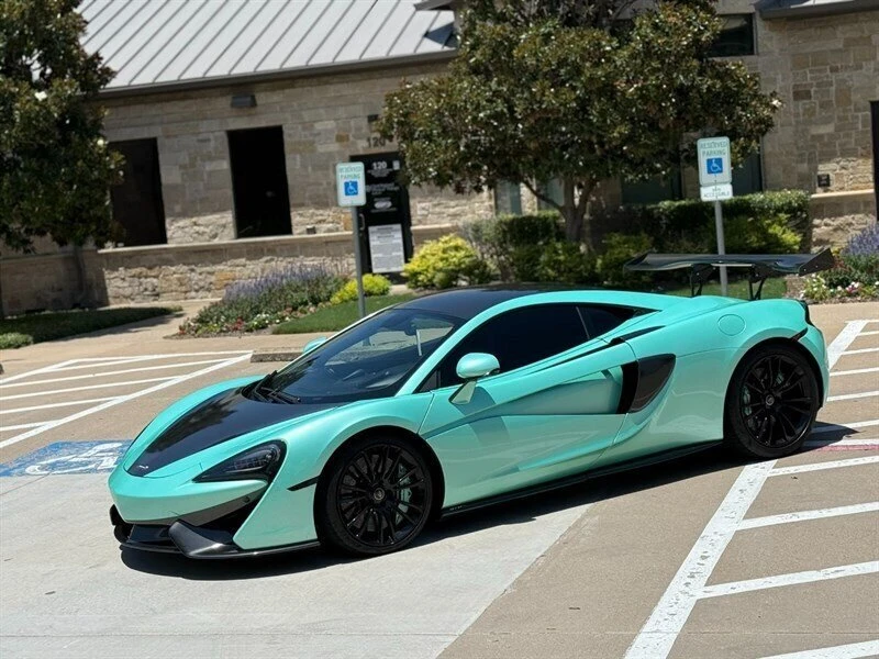 2017 McLaren 570S - Image 7 of 20