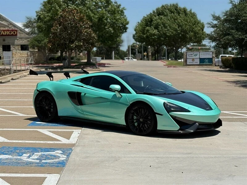 2017 McLaren 570S - Image 13 of 20