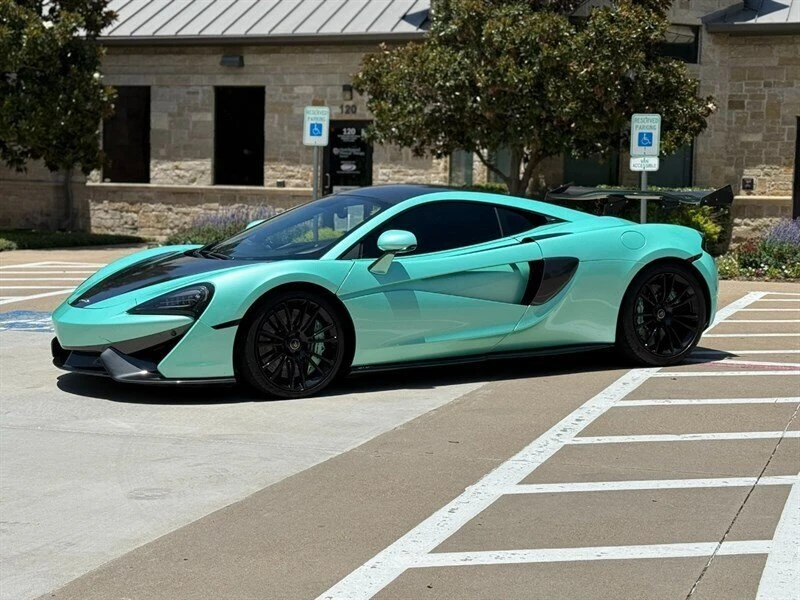 2017 McLaren 570S - Image 3 of 20