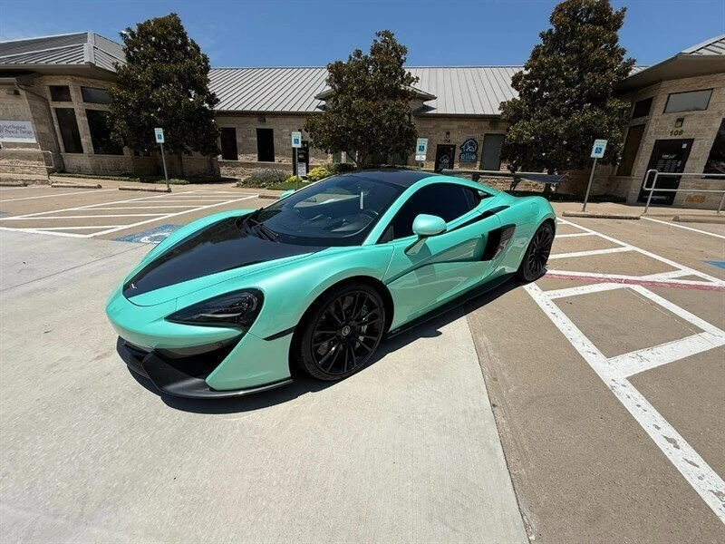 2017 McLaren 570S - Image 11 of 20