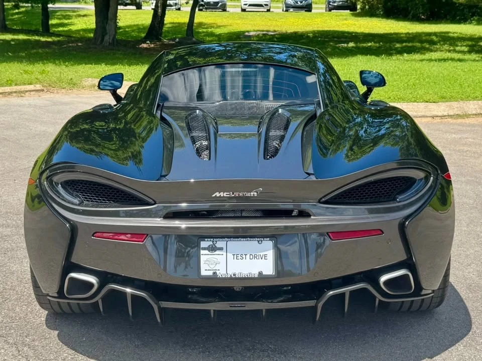2017 McLaren 570S - Image 12 of 20