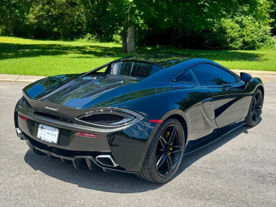 2017 McLaren 570S - Image 11 of 20