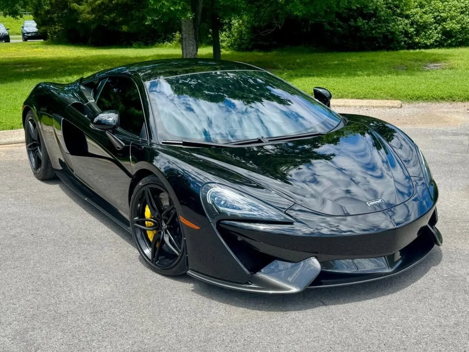 2017 McLaren 570S - Image 9 of 20
