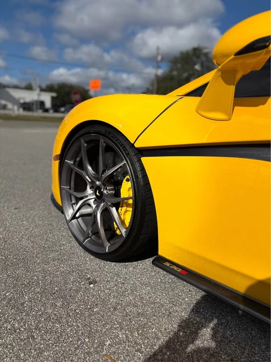 2017 McLaren 570S - Image 10 of 18