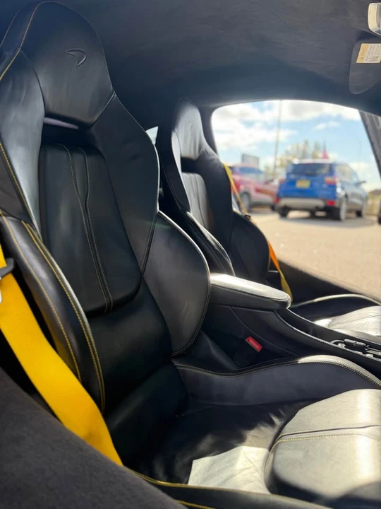 2017 McLaren 570S - Image 15 of 18