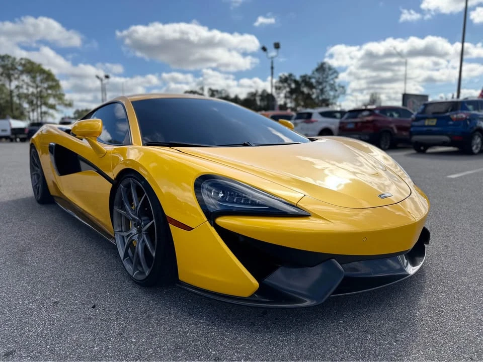2017 McLaren 570S - Image 4 of 18