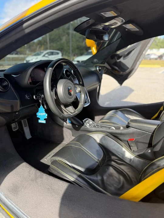 2017 McLaren 570S - Image 13 of 18