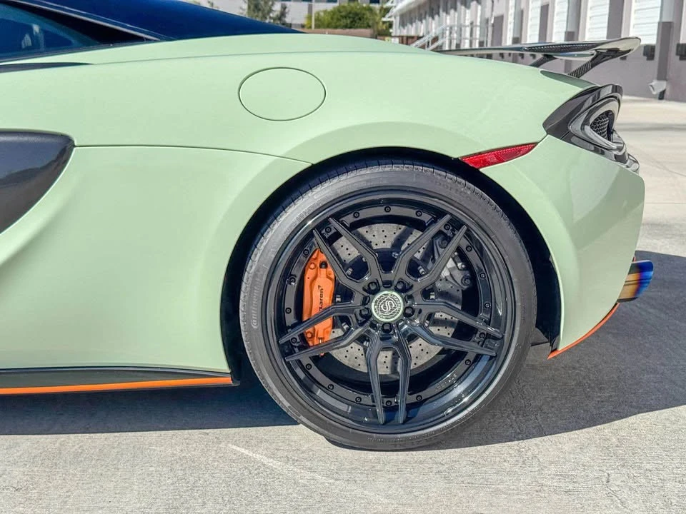 2017 McLaren 570S - Image 16 of 18