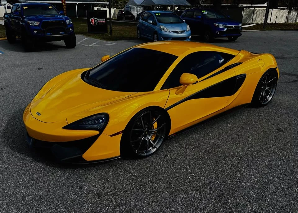 2017 McLaren 570S - Image 5 of 6
