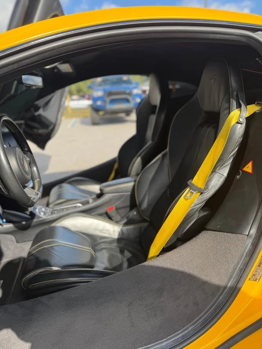 2017 McLaren 570S - Image 14 of 18