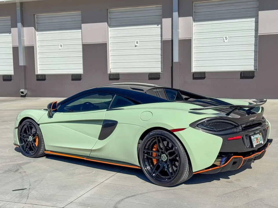 2017 McLaren 570S - Image 4 of 20