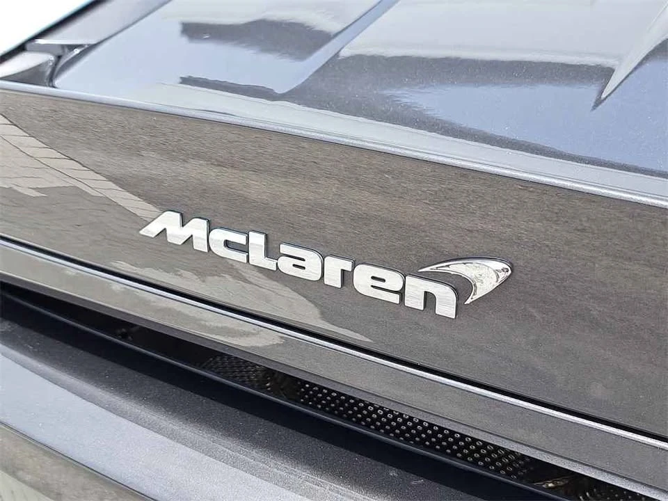 2017 McLaren 570S - Image 5 of 8
