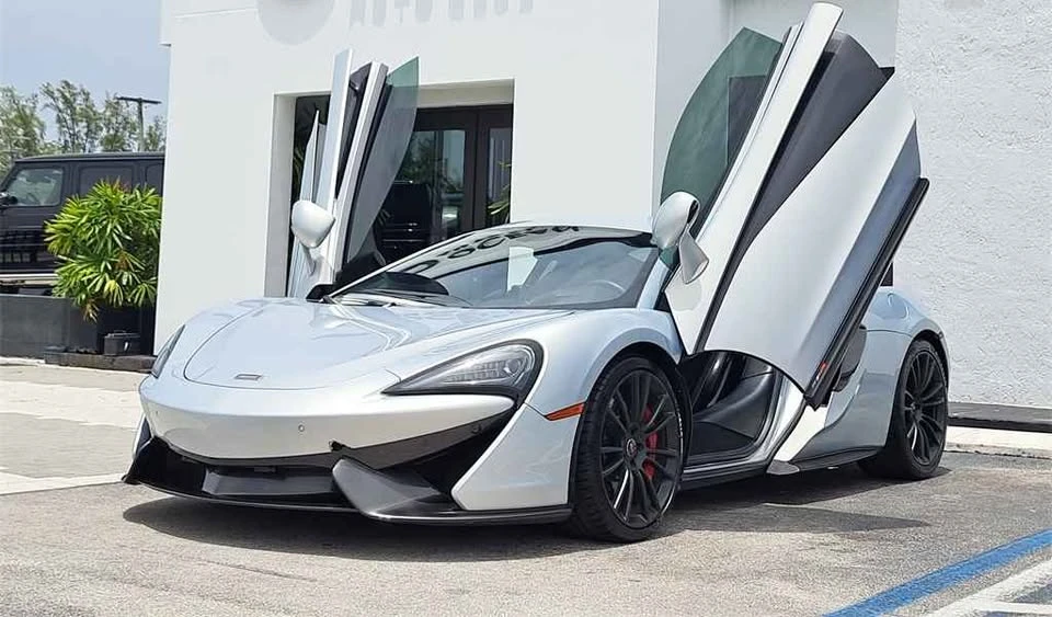 2017 McLaren 570S - Image 9 of 9
