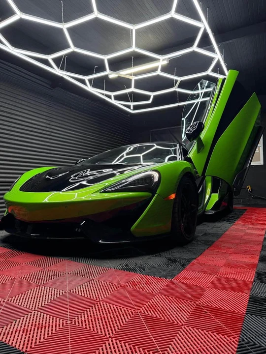 2017 McLaren 570S - Image 5 of 7