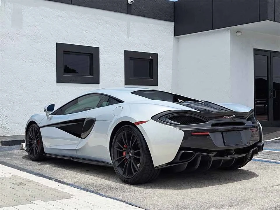 2017 McLaren 570S - Image 4 of 11