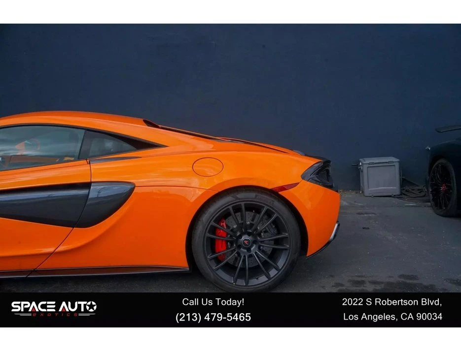 2017 McLaren 570S - Image 10 of 20