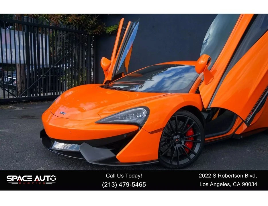 2017 McLaren 570S - Image 4 of 20