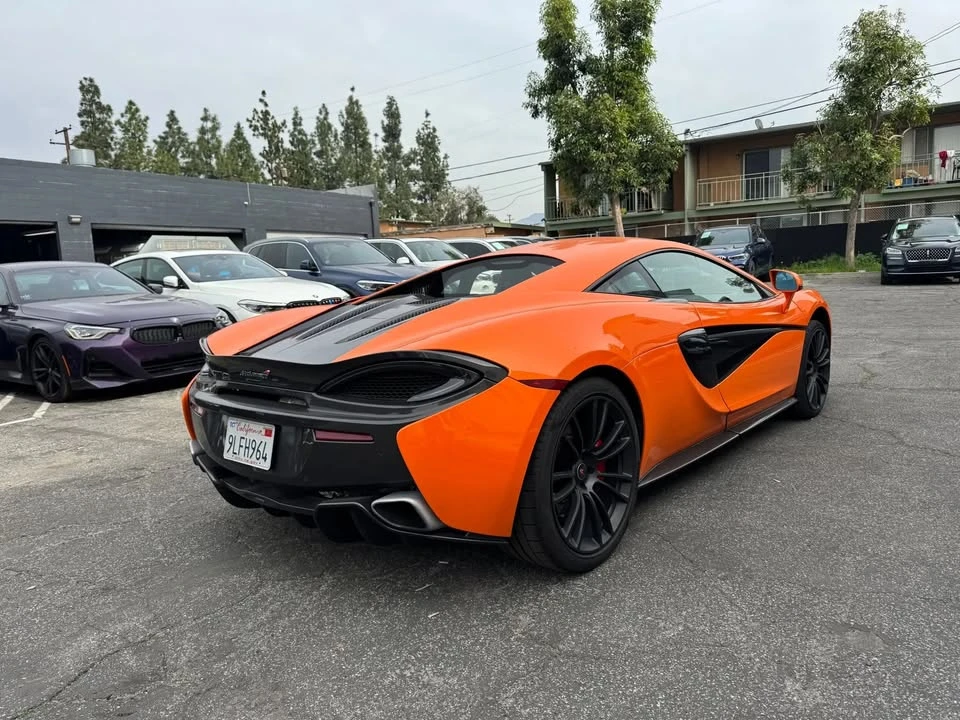 2017 McLaren 570S - Image 7 of 11