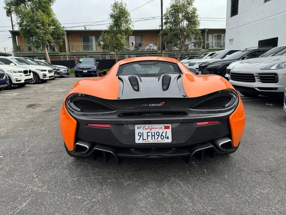 2017 McLaren 570S - Image 6 of 11