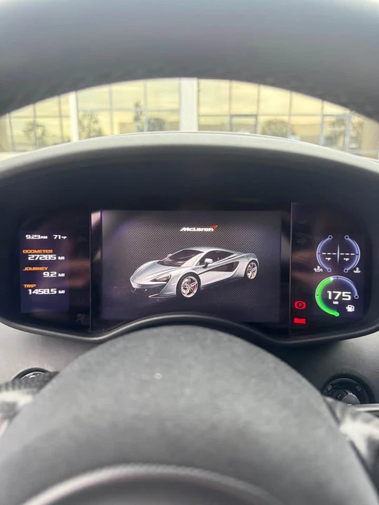 2017 McLaren 570S - Image 5 of 5