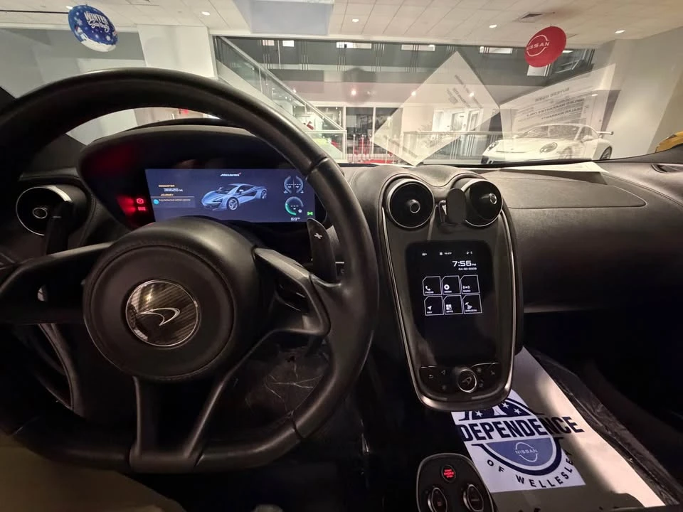 2017 McLaren 570S - Image 9 of 10