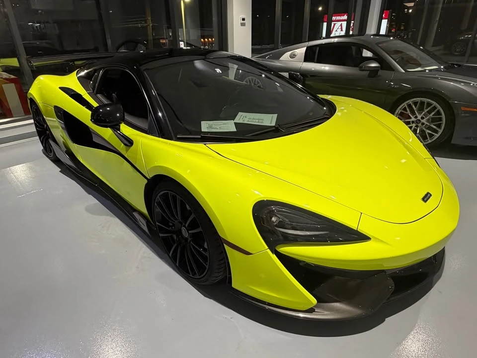 2017 McLaren 570S - Image 3 of 10