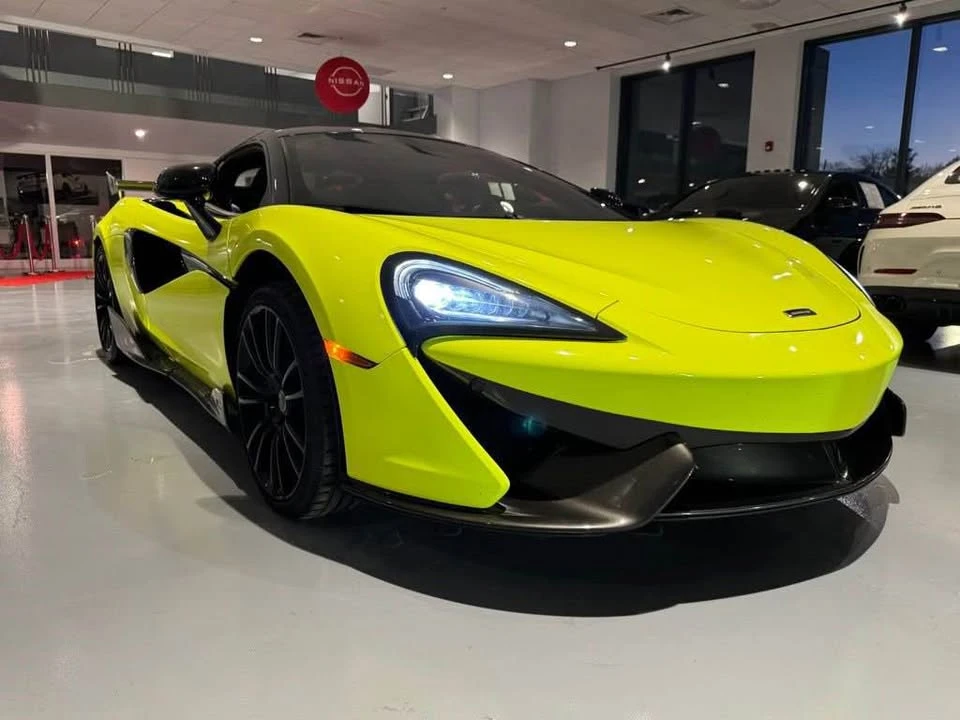 2017 McLaren 570S - Image 7 of 18