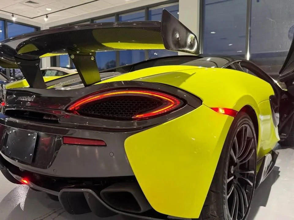2017 McLaren 570S - Image 13 of 18