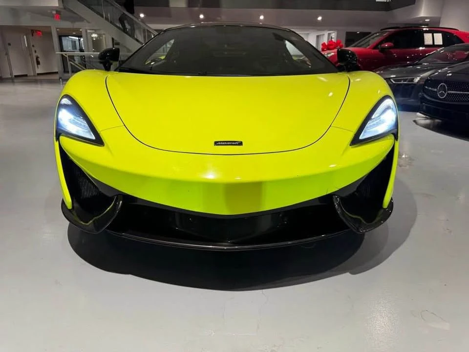2017 McLaren 570S - Image 8 of 18