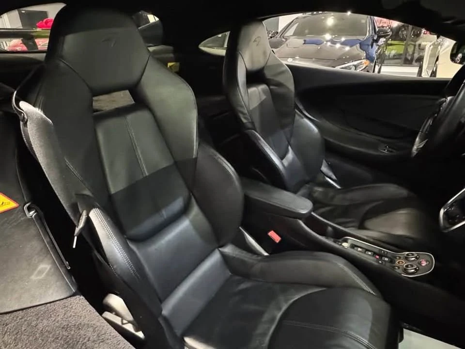2017 McLaren 570S - Image 16 of 18
