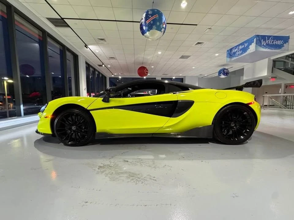 2017 McLaren 570S - Image 2 of 18