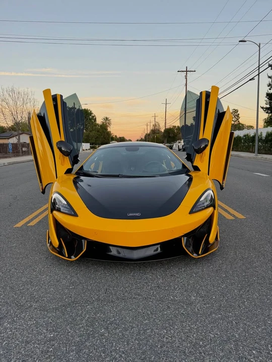 2017 McLaren 570S - Image 2 of 15