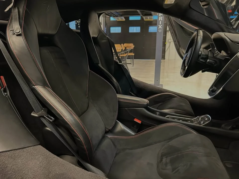 2017 McLaren 570S - Image 14 of 16