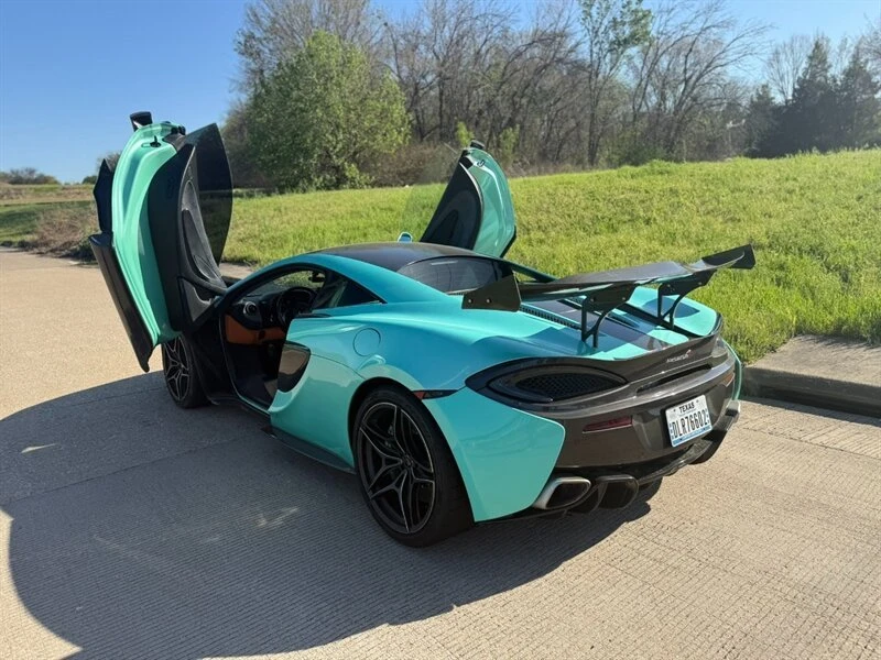 2017 McLaren 570S - Image 3 of 20