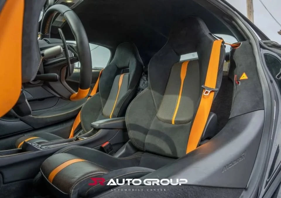 2017 McLaren 570S - Image 9 of 11