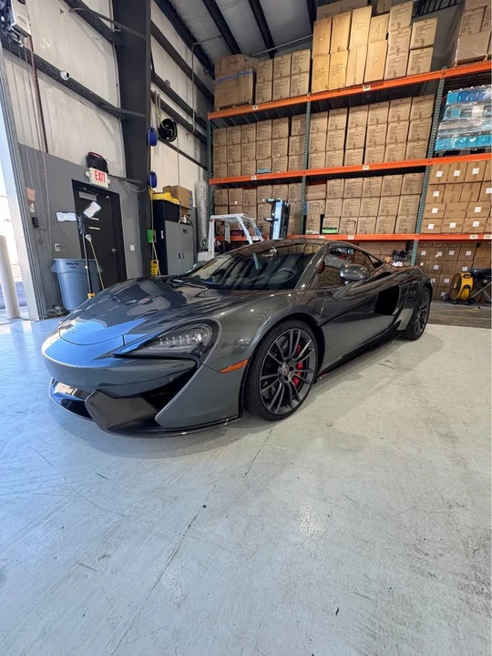 2017 McLaren 570S - Image 15 of 18