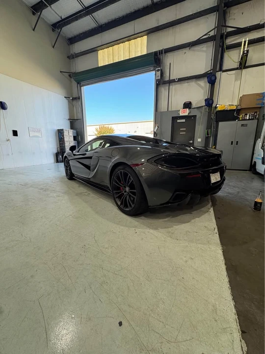 2017 McLaren 570S - Image 14 of 18