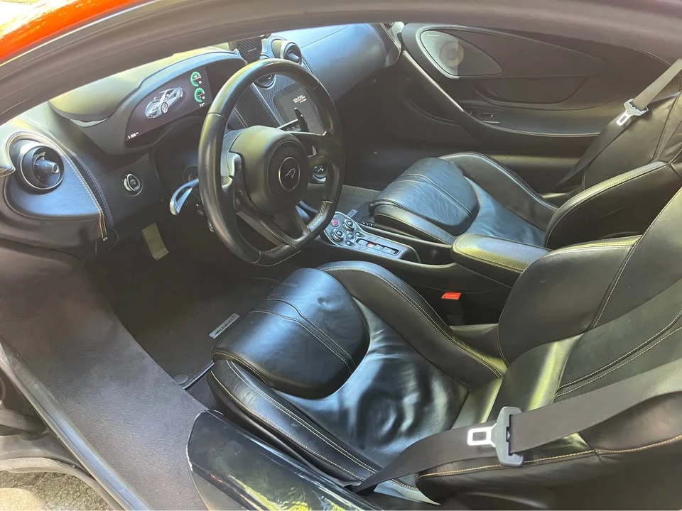 2017 McLaren 570S - Image 10 of 18
