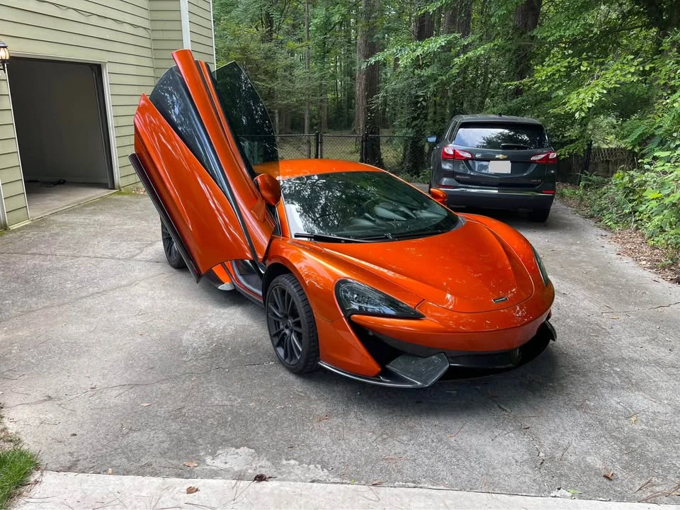 2017 McLaren 570S - Image 12 of 18