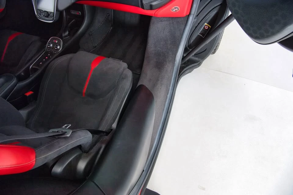 2017 McLaren 570S - Image 12 of 20