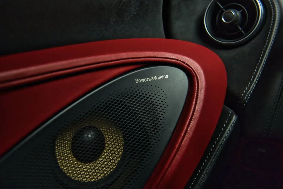 2017 McLaren 570S - Image 13 of 20