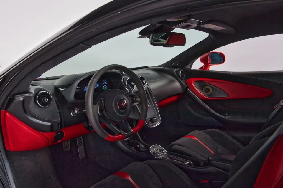 2017 McLaren 570S - Image 10 of 20