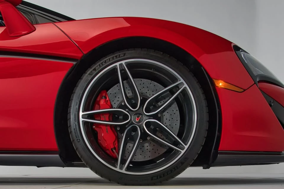 2017 McLaren 570S - Image 6 of 20